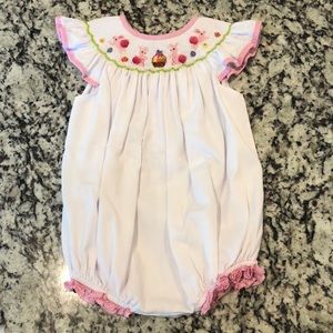 Cecil & Lou Easter bubble